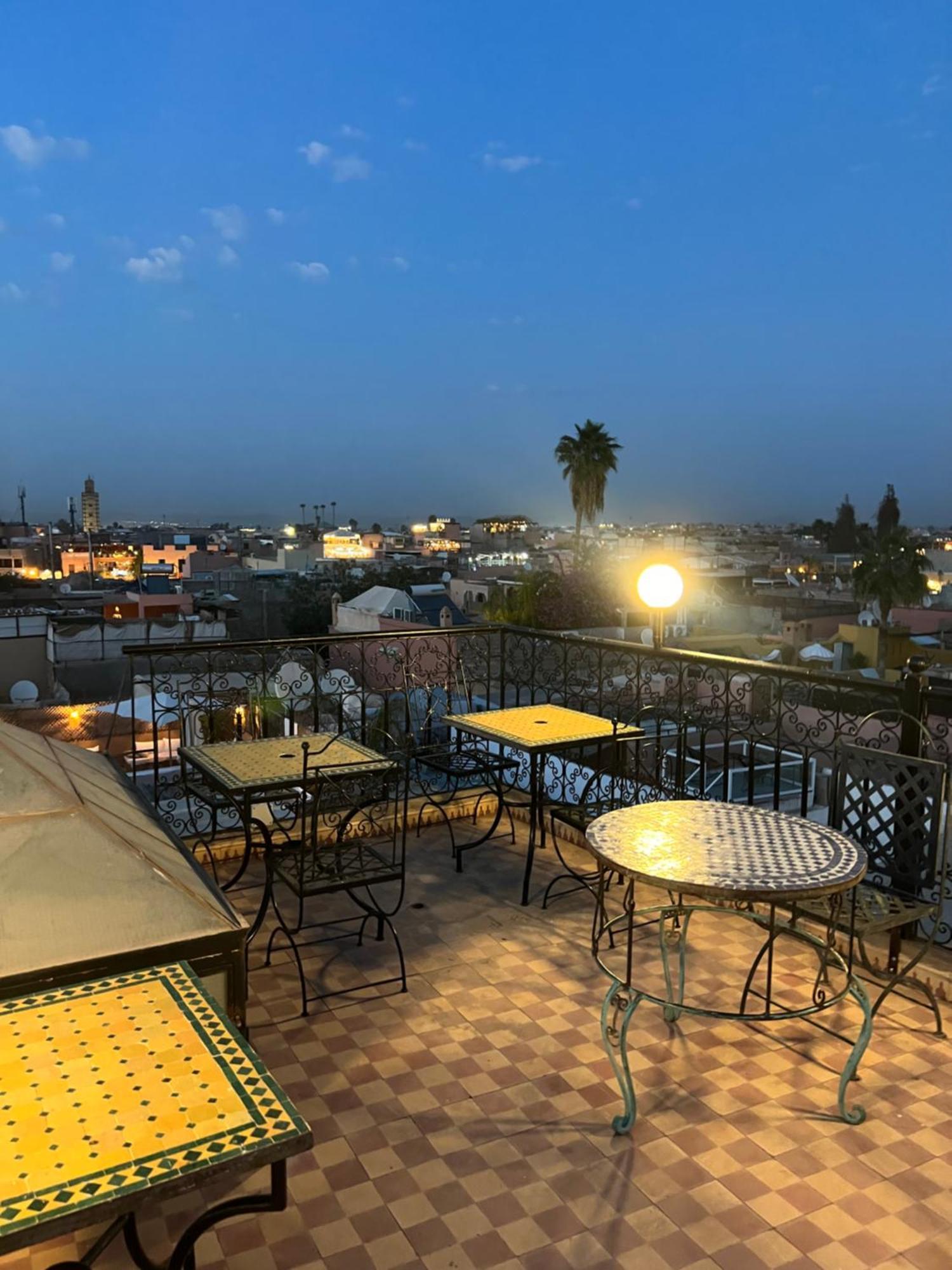 Habibi Riad&Hostel มาร์ราเกช ภายนอก รูปภาพ