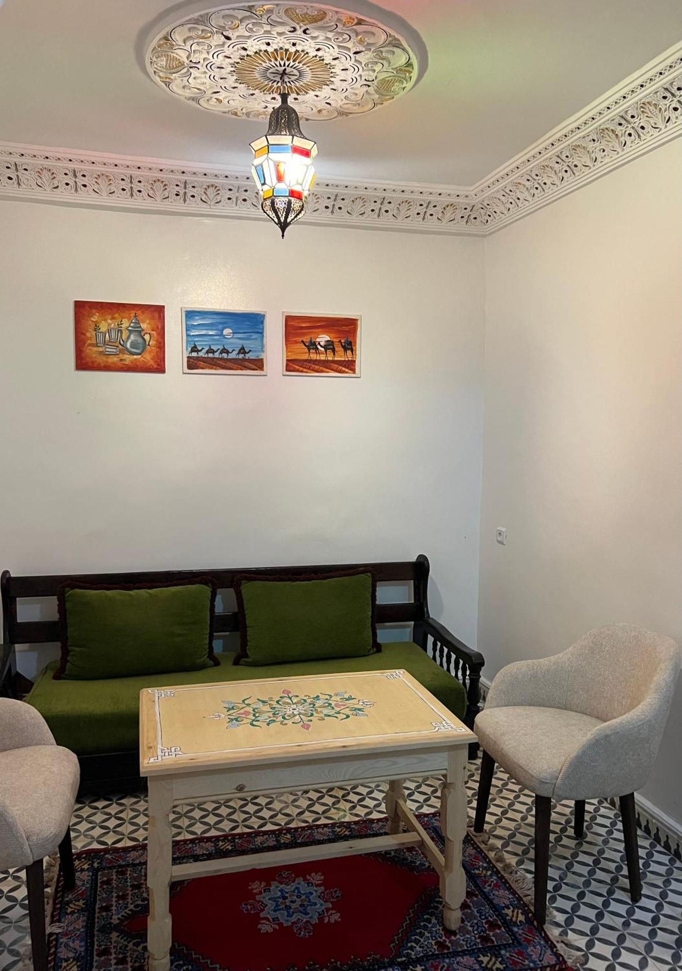 Habibi Riad&Hostel มาร์ราเกช ภายนอก รูปภาพ